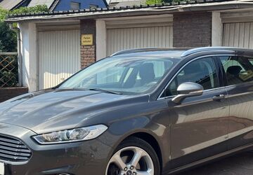 Ford Mondeo 148.000 km 7.800 &euro; Duisburg 47179