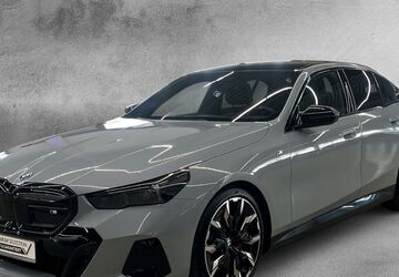 BMW i5 3.046 km 82.771 &euro; Krefeld 47800