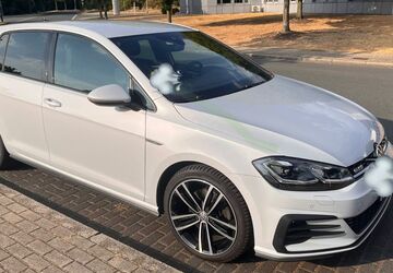 VW Golf 106.000 km 21.500 &euro; Duisburg 47228