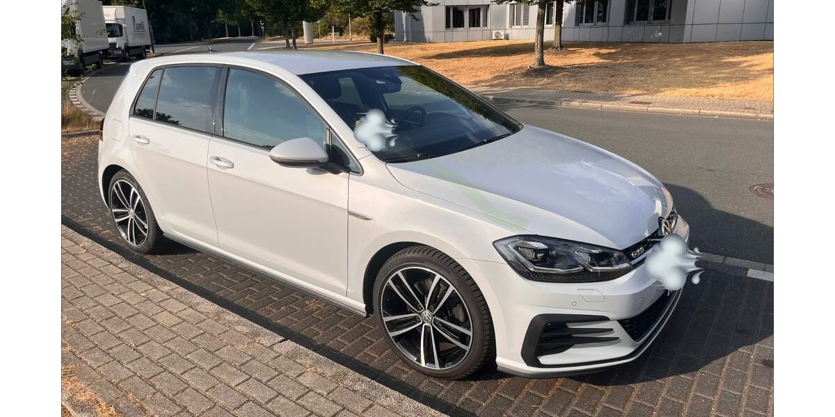 VW Golf 106.000 km 21.500 &euro; Duisburg 47228