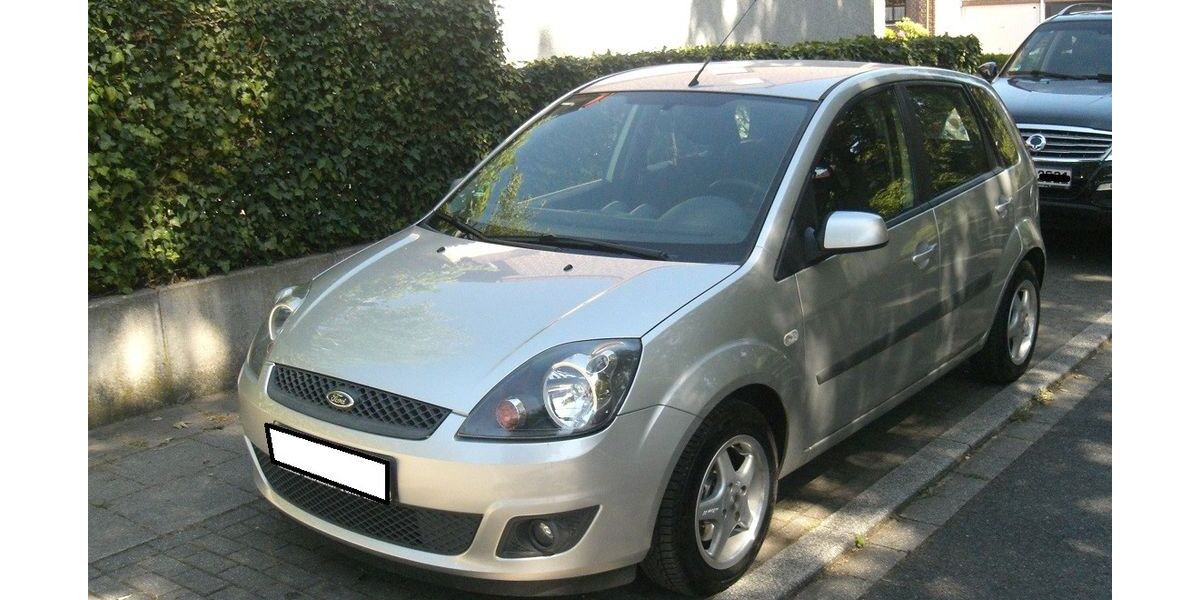 Ford Fiesta 73.800 km 2.999 &euro; Essen 45279