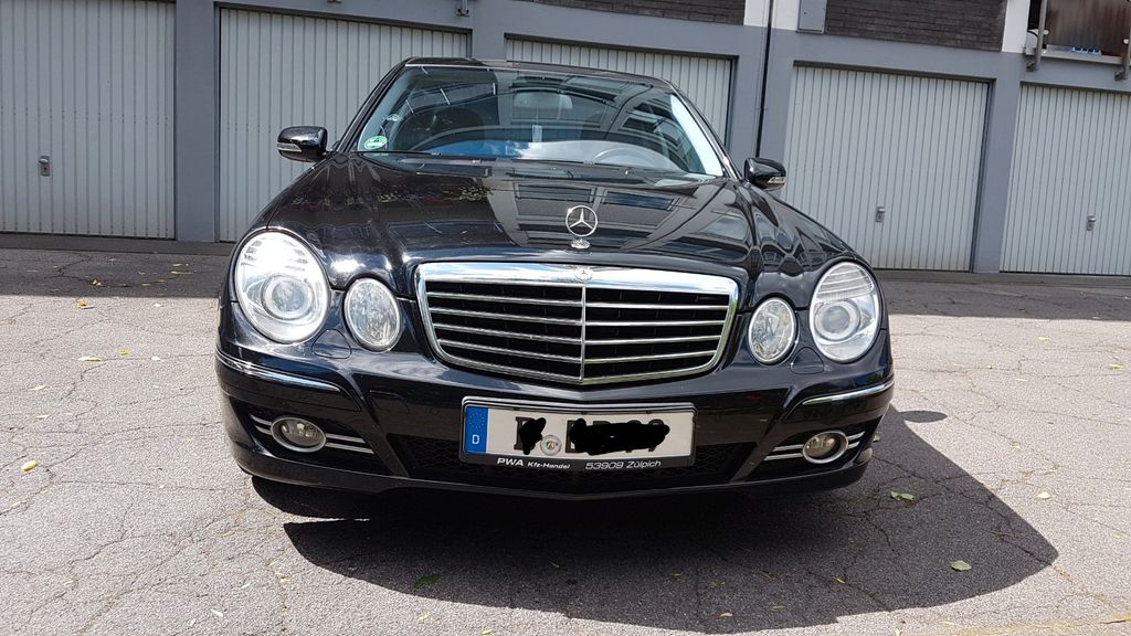 Mercedes-Benz E 220 245.000 km 6.450 &euro; Duisburg 47249