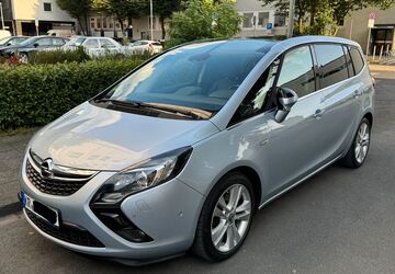 Opel Zafira Tourer 255.000 km 7.500 &euro; Krefeld 47807