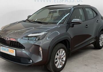 Toyota Yaris Cross 33.345 km 23.989 &euro; Duisburg 47138