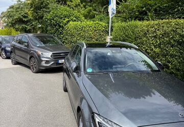 Mercedes-Benz 220 63.200 km 19.900 &euro; Duisburg 47053