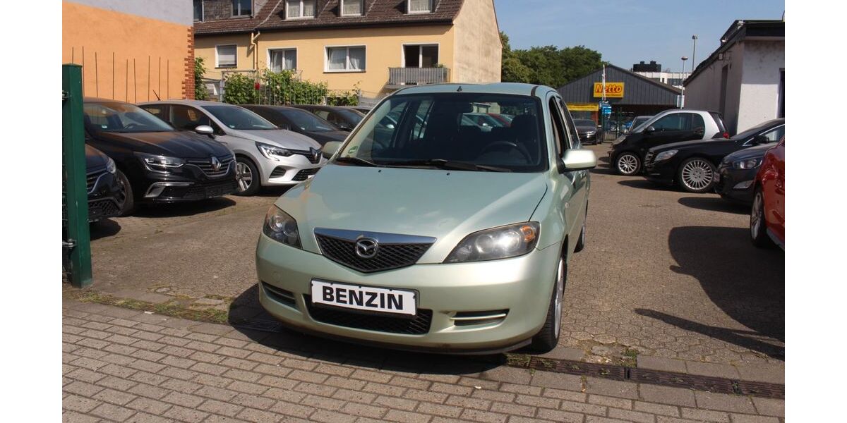 Mazda 2 135.000 km 2.999 &euro; Duisburg 47139