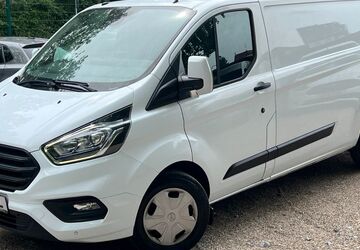 Ford Transit Custom 124.805 km 13.999 &euro; Duisburg 47137