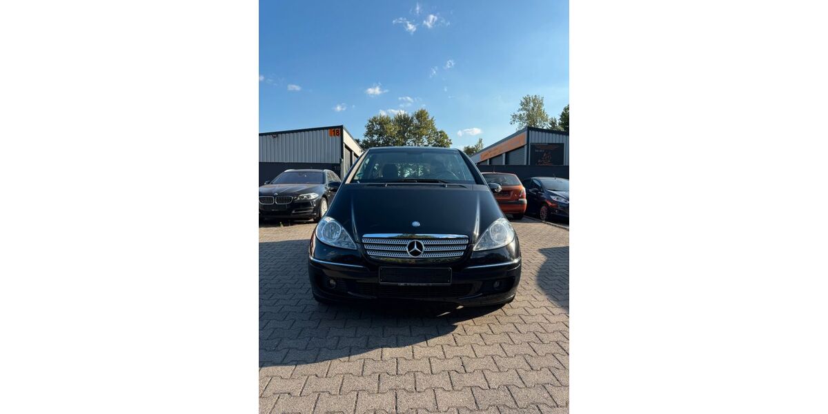 Mercedes-Benz A 170 100.498 km 4.500 &euro; Duisburg 47239