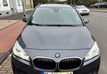 BMW 225 Active Tourer 112.000 km 12.900 &euro; Duisburg 47053