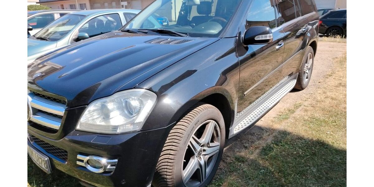Mercedes-Benz GL 500 231.683 km 16.000 &euro; Duisburg 47228