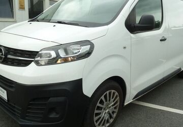 Opel Vivaro 159.000 km 11.900 &euro; Duisburg 47269