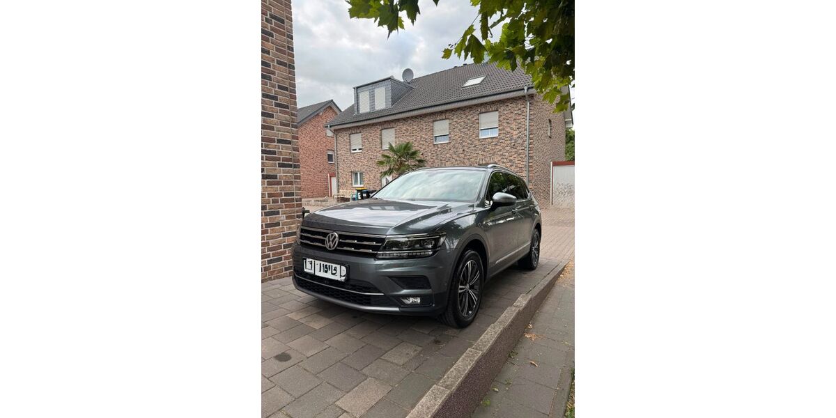 VW Tiguan Allspace 156.000 km 21.800 &euro; Duisburg 47226